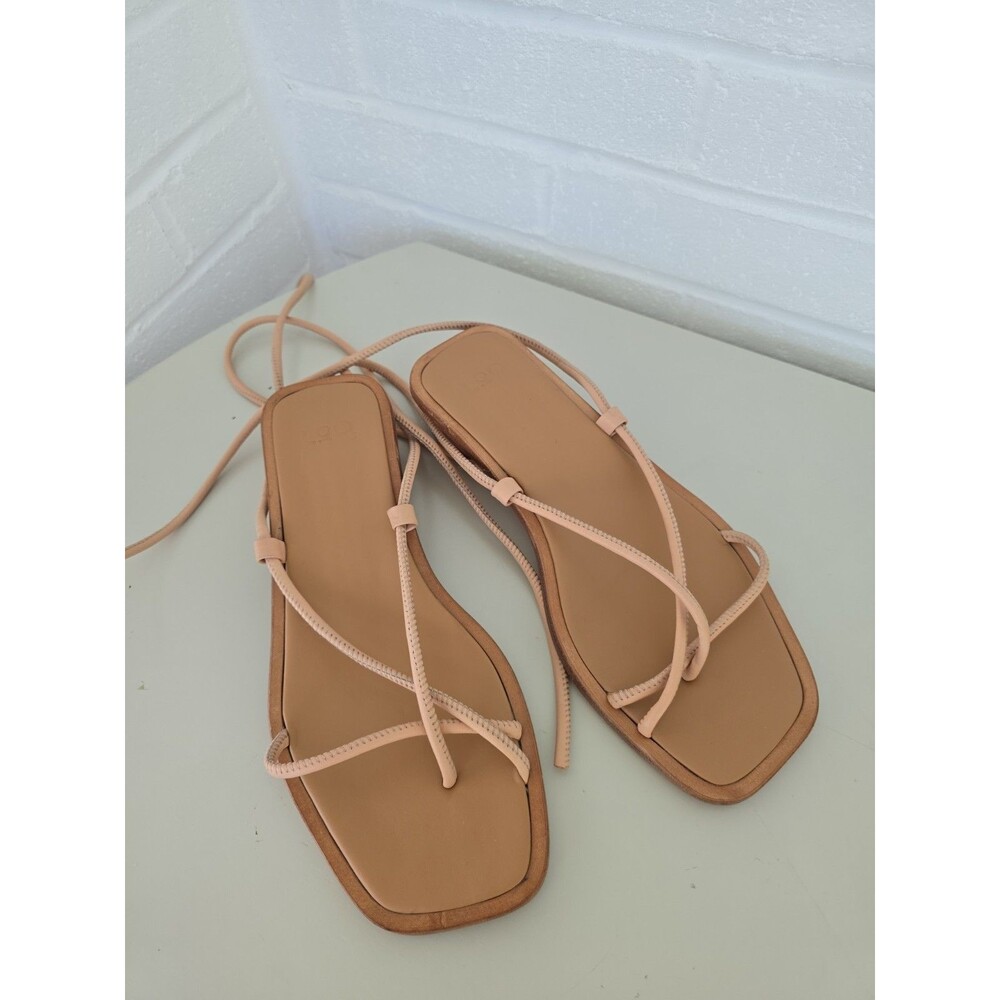 LOQ Ara Sandal in Dune Size 39 US 8.5 MRSP 385$ - Picture 3 of 16